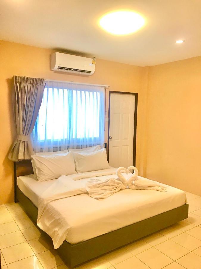 The Luka Guesthouse And Restaurant Patong Экстерьер фото