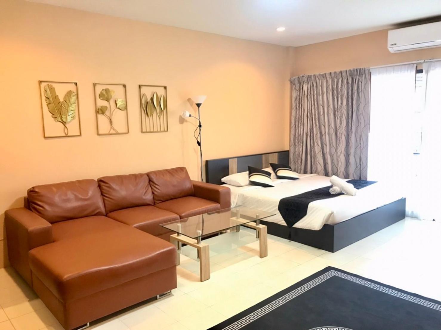 The Luka Guesthouse And Restaurant Patong Экстерьер фото